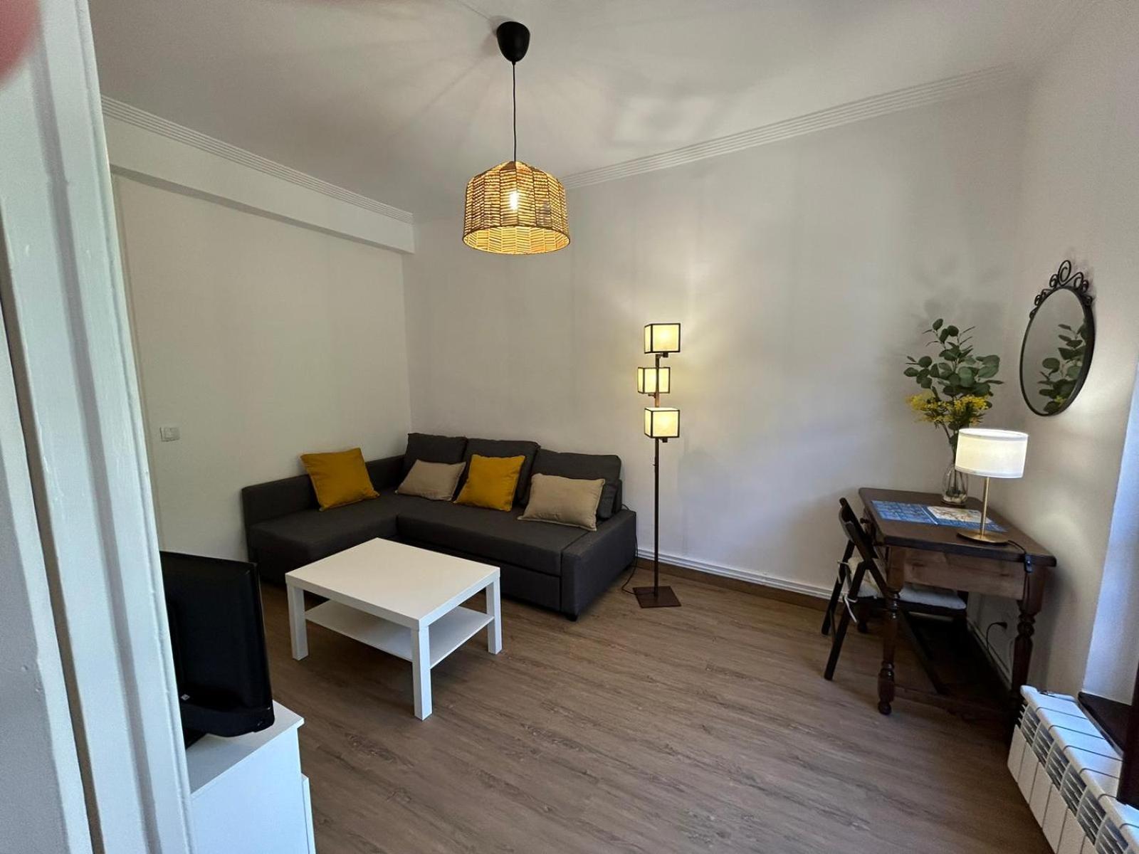 La Aldea 3 , Centro De 柯米拉斯 外观 照片